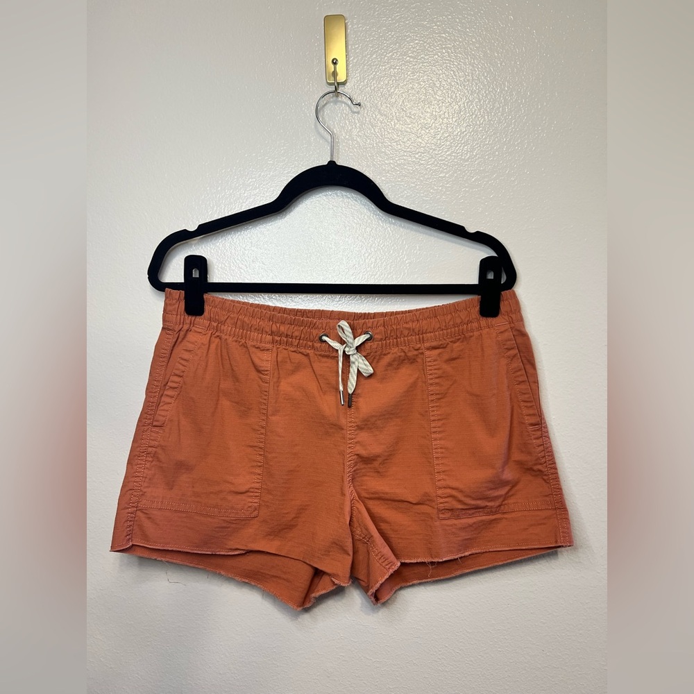Vuori Orange Cargo Shorts Lightweight Relaxed Fit